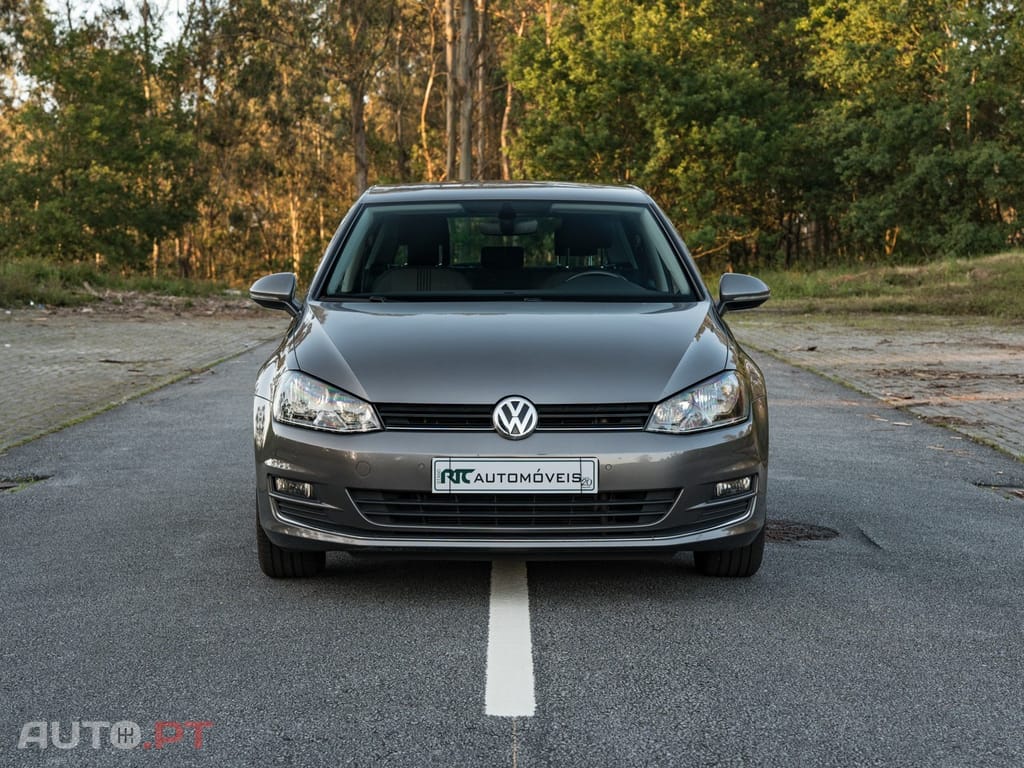 Volkswagen Golf 1.6 TDi BlueMotion Confortline