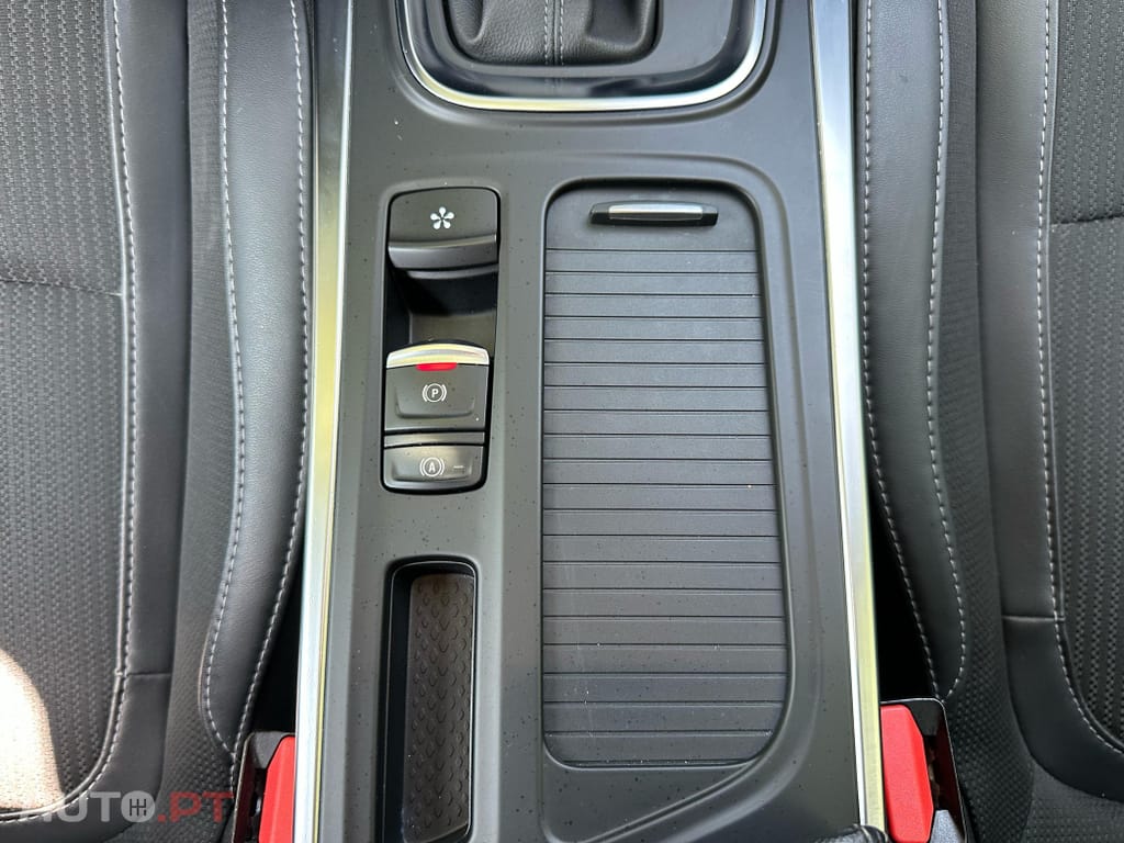 Renault Mégane 1.5 Blue dCi Intens EDC