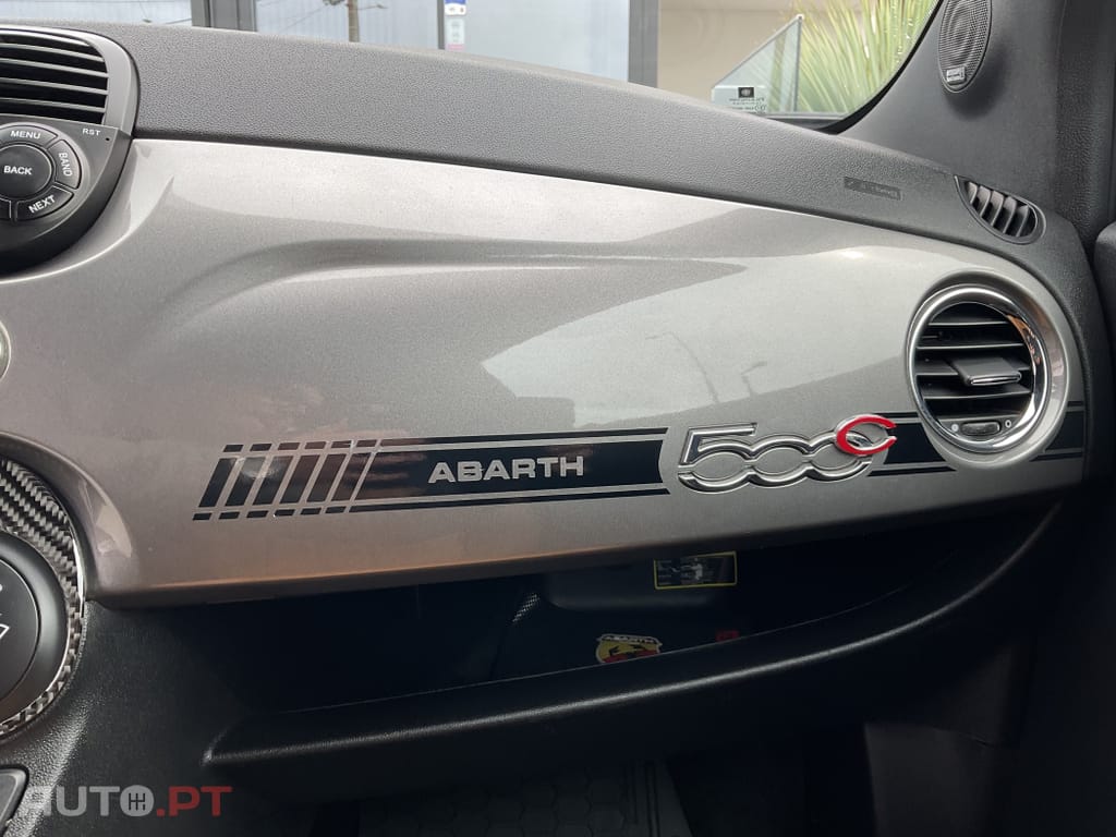 Abarth 500C 1.4 T-Jet Competizione MTA