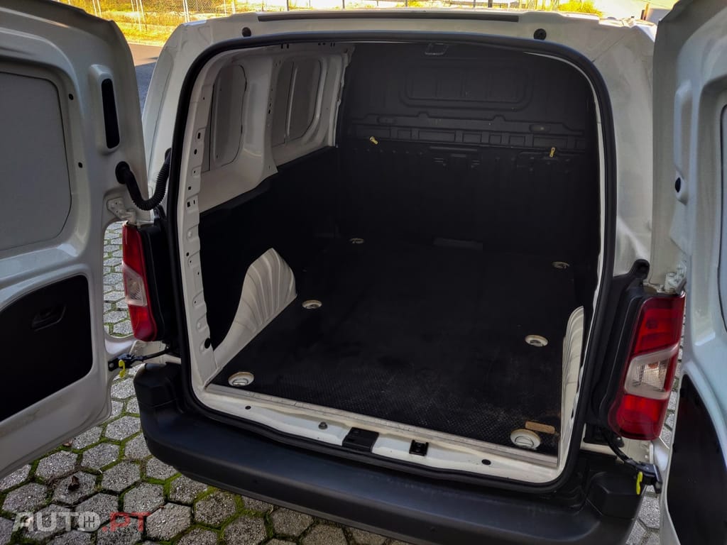 Citroen Berlingo 1.5 BlueHDi M Club EAT8