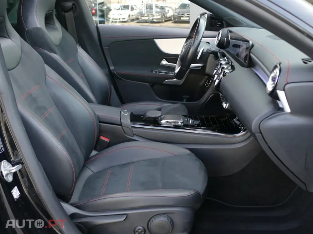 Mercedes-Benz CLA 250 e Shooting Brake AMG Line