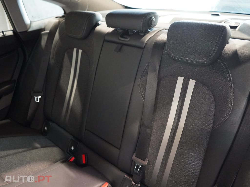 BMW 218 d Line Sport