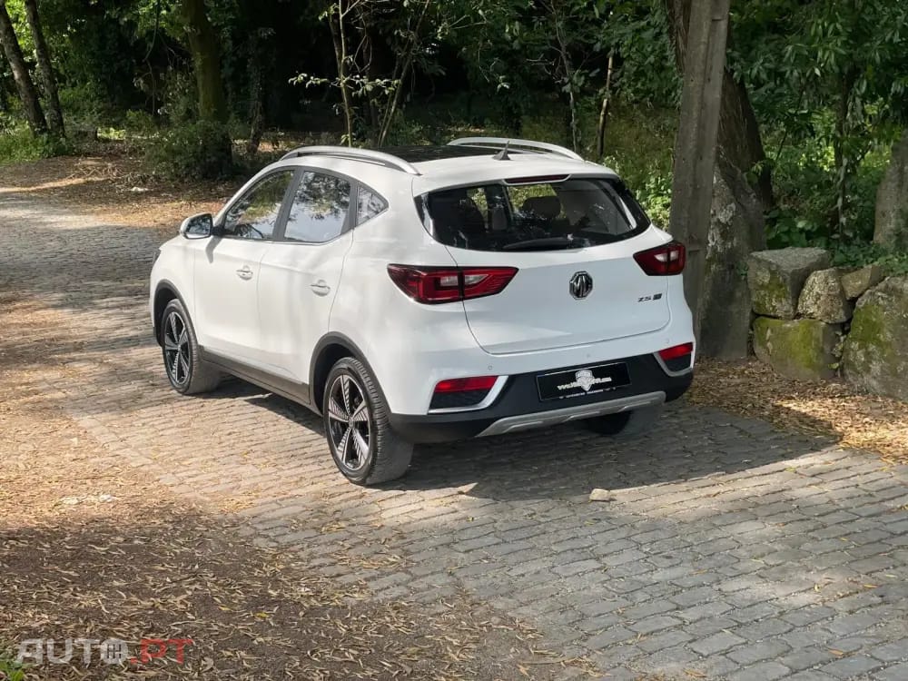 MG ZS Maximal Luxury