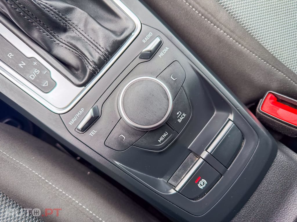 Audi Q2 30 TDI S tronic