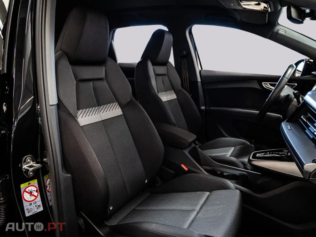 Audi Q4 E-Tron 45 S LINE I.V.A DEDUTIVEL 