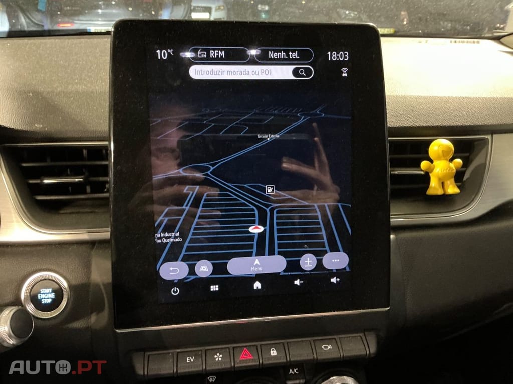 Renault Captur 1.6 E-Tech Zen