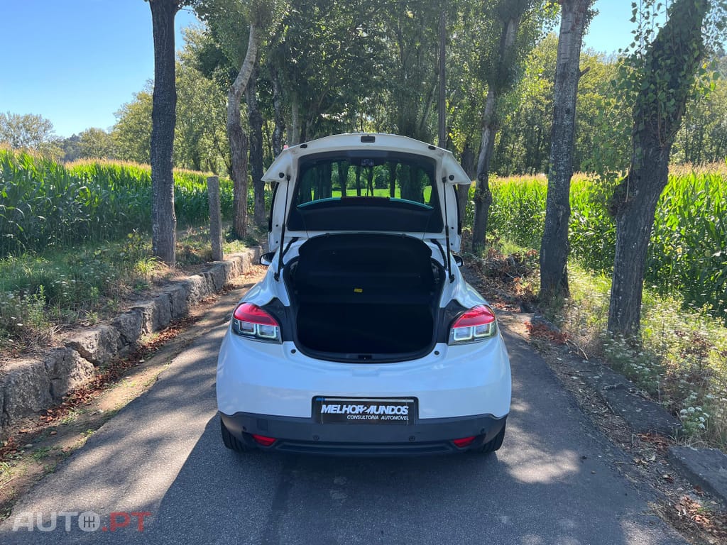 Renault Mégane Coupe 1.6 dCi Bose Edition SS