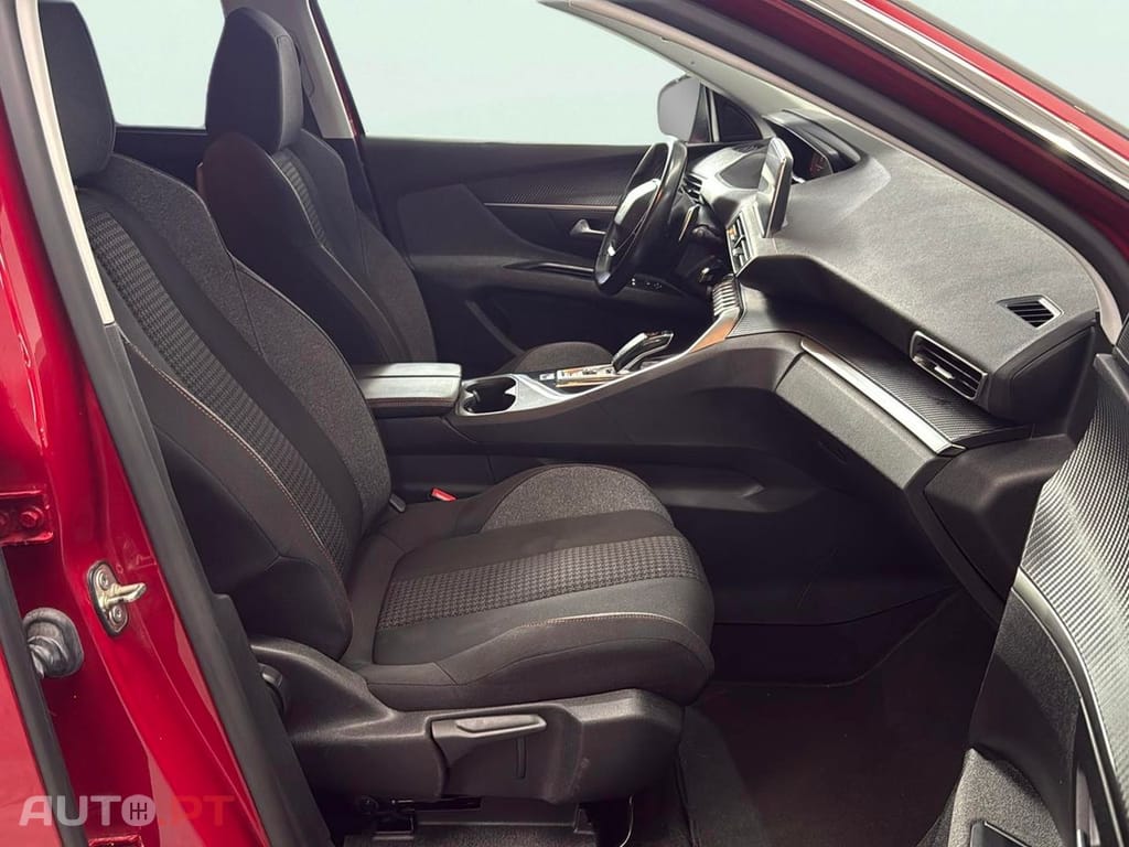 Peugeot 5008 1.5 BlueHDi Allure EAT8