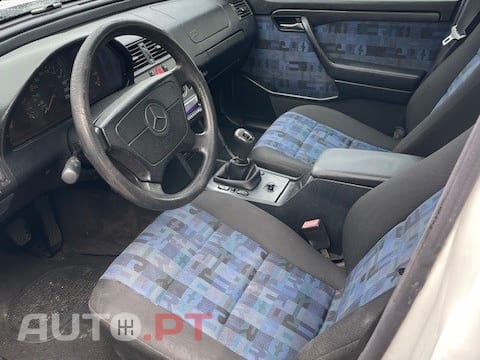 Mercedes-Benz C 220 D Esprit