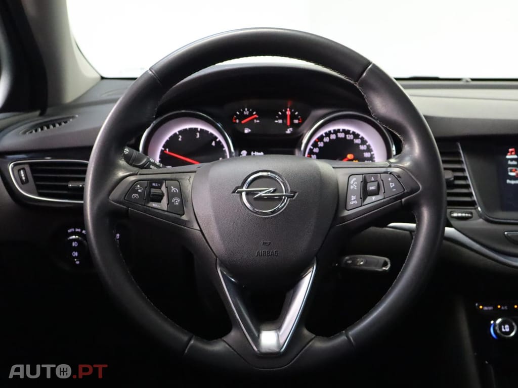Opel Astra 1.5 Turbo  Design & Tech ST