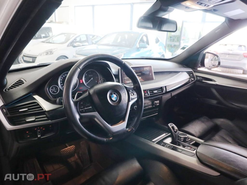 BMW X5 25 d sDrive Comfort 7L