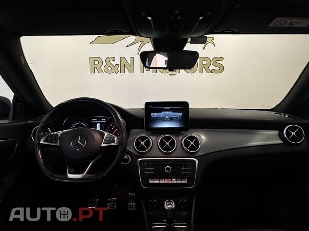 Mercedes-Benz CLA 180 AMG line
