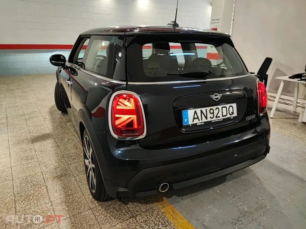 MINI Cooper Cooper Classic Auto