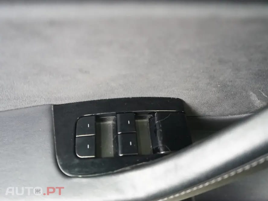 Tesla Model 3 Standard Range Plus RWD