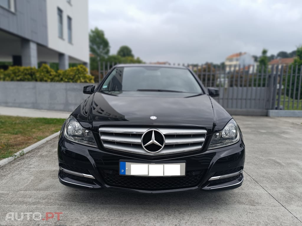 Mercedes-Benz C 180 CGi Avantgarde BlueEfficiency Aut.