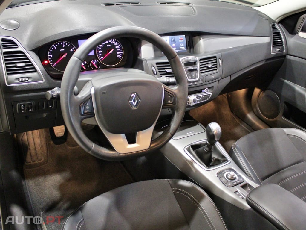 Renault Laguna Break 2.0 DCi Dynamique S 4control