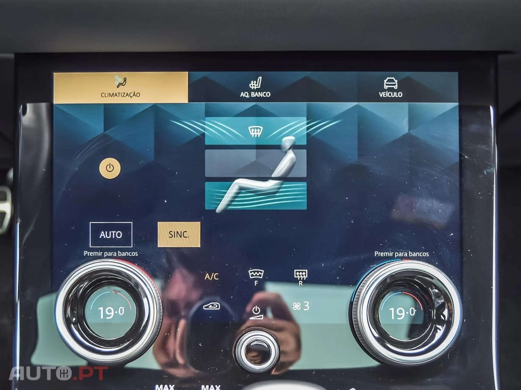 Land Rover Evoque 1.5 P160 R-Dynamic SE Auto