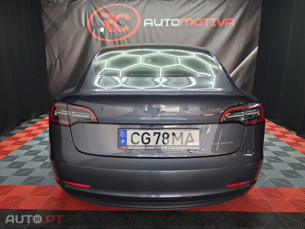 Tesla Model 3 Long-Range Dual Motor AWD