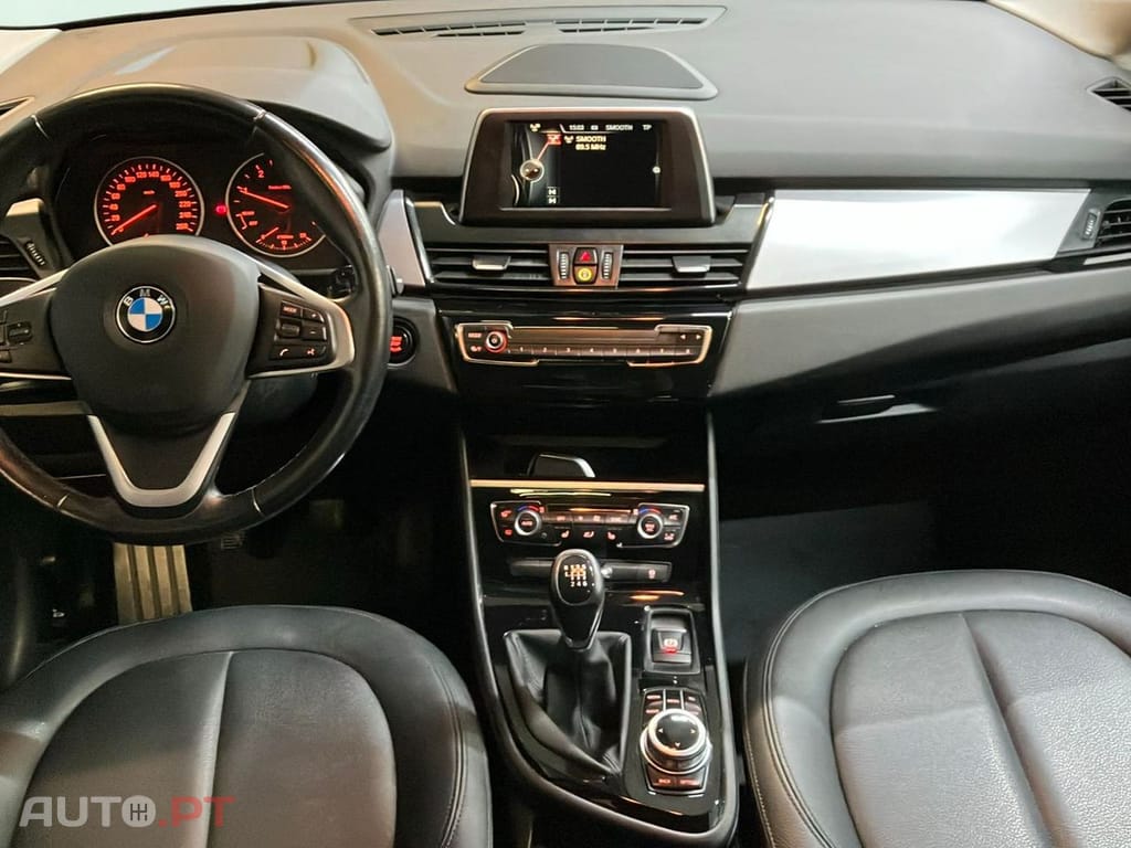 BMW 216 d Active Tourer Luxury Line