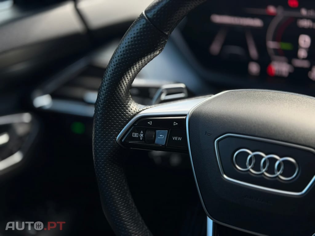 Audi E-Tron GT quattro