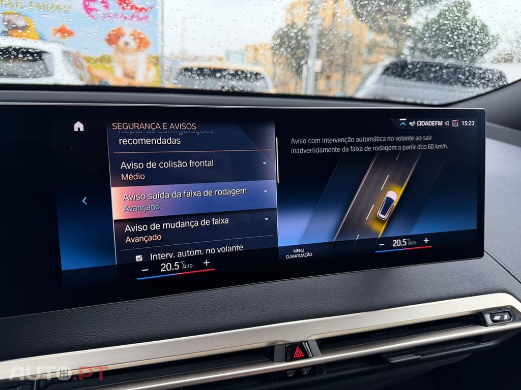 BMW iX xDrive 40 Pack Desportivo