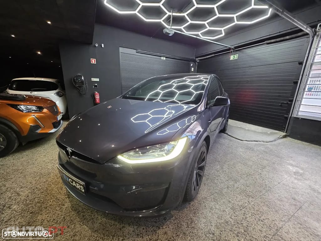 Tesla Model X Plaid AWD