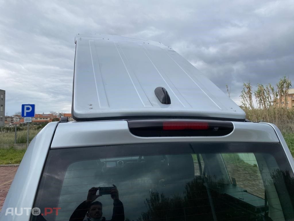 Land Rover Discovery 3 2.7 TDV6 SE CAMPER