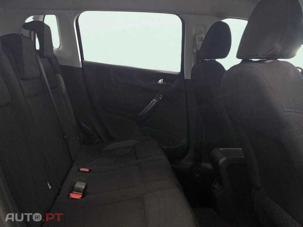 Peugeot 2008 1.2 PureTech Active