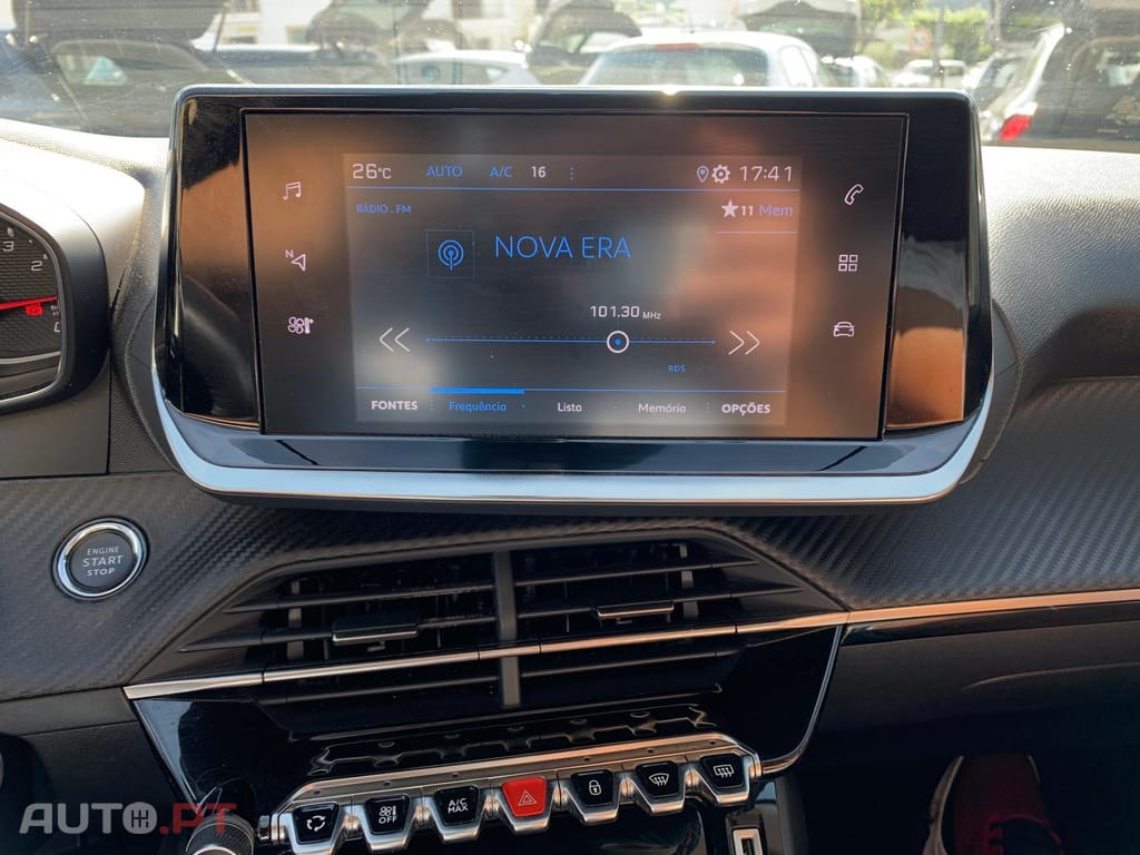 Peugeot 2008 1.5 BlueHDi Allure