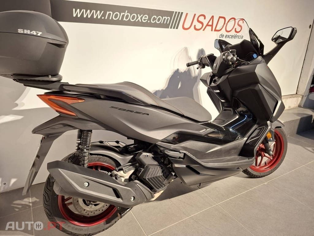 Honda Forza 125 SE