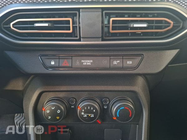 Dacia Sandero ECO-G 100 Bi-Fuel Stepway Essential — fotografia 18