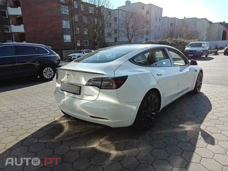 Tesla Model 3 Performance Dual Motor AWD