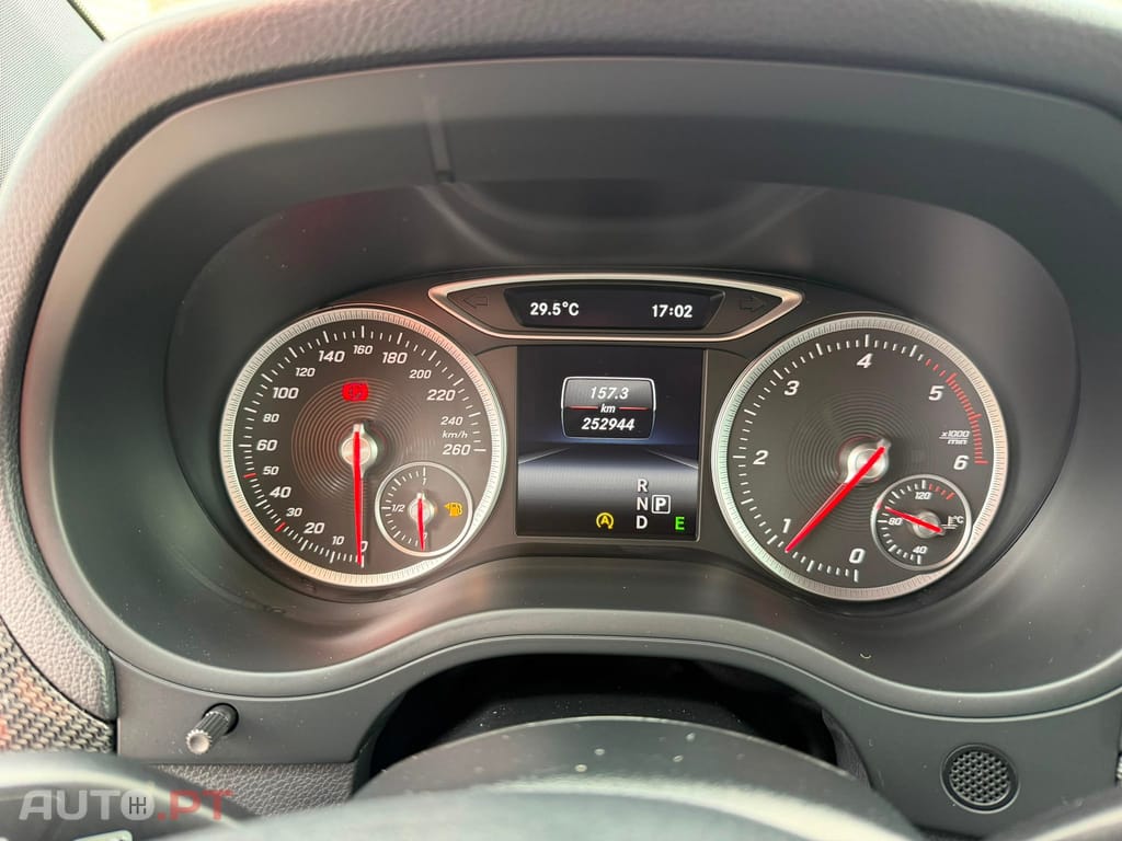 Mercedes-Benz B 220 d AMG Line