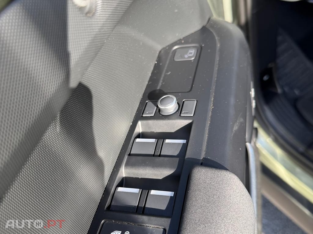 Land Rover Defender 2.0 D 110 AWD S