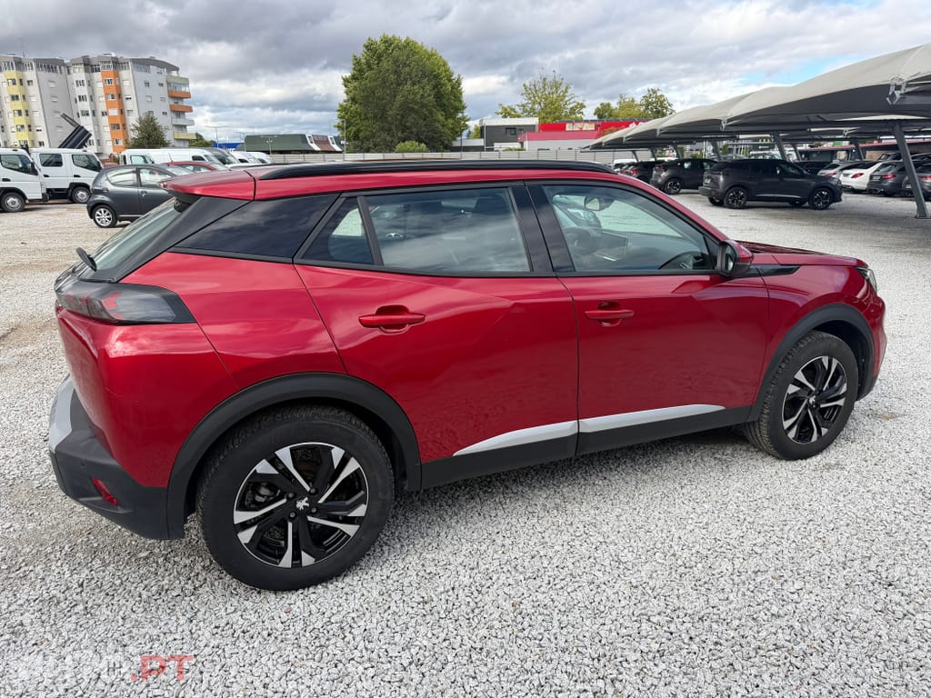 Peugeot 2008 1.2 PureTech Allure