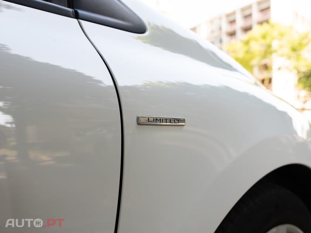 Renault Clio Limited