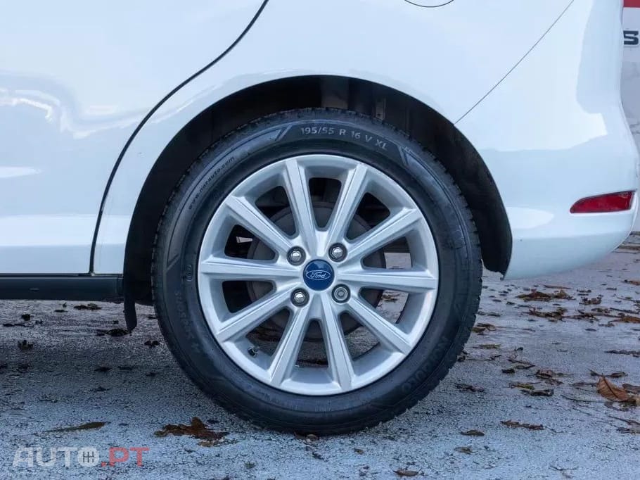 Ford B-Max 1.0 EcoBoost Titanium