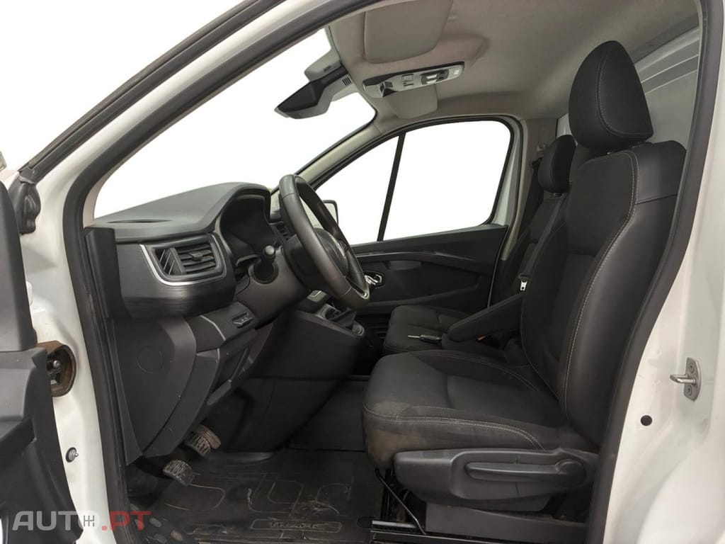 Renault Trafic 2.0 dCi L2H1