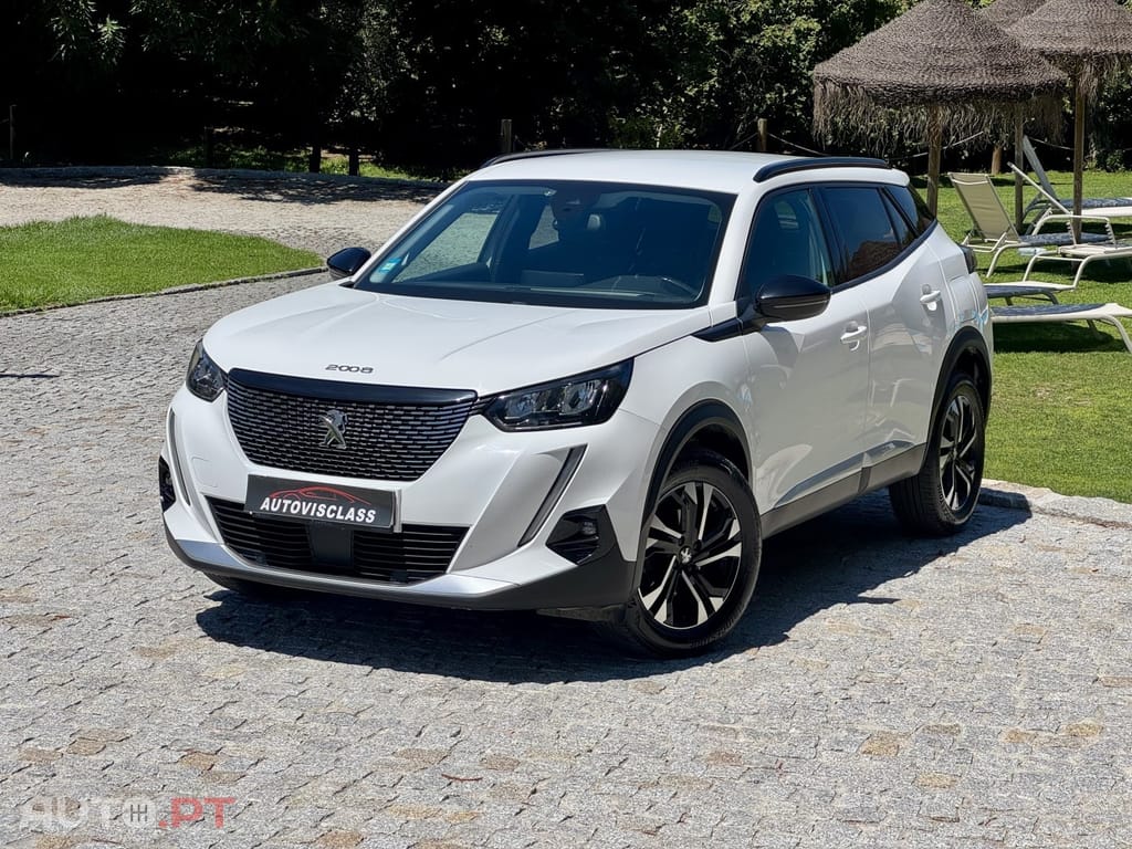 Peugeot 2008 1.5 BlueHDi Allure Pack