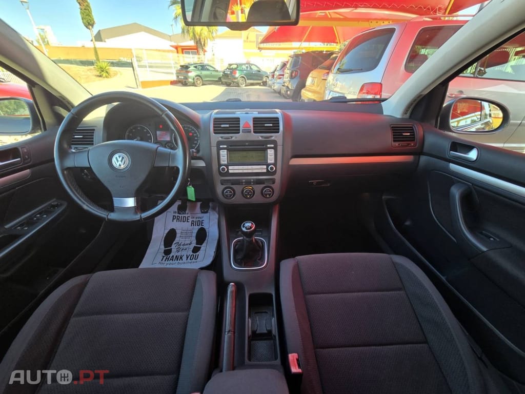 Volkswagen Golf 1.4i Confortline