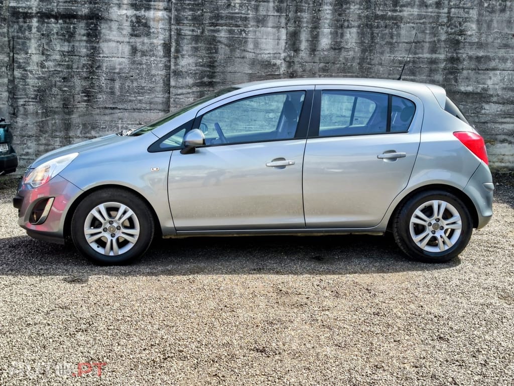 Opel Corsa 1.2 Enjoy