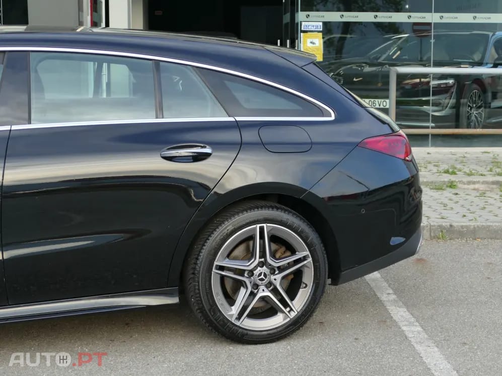 Mercedes-Benz CLA 250 e Shooting Brake AMG Line