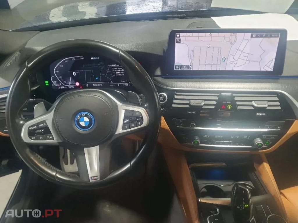 BMW 530 e Pack Desportivo M