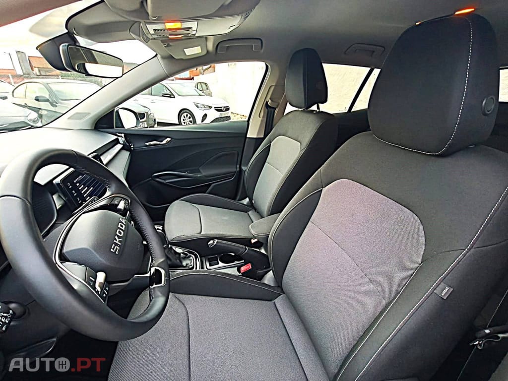 Skoda Fabia 1.0 TSI Selection DSG