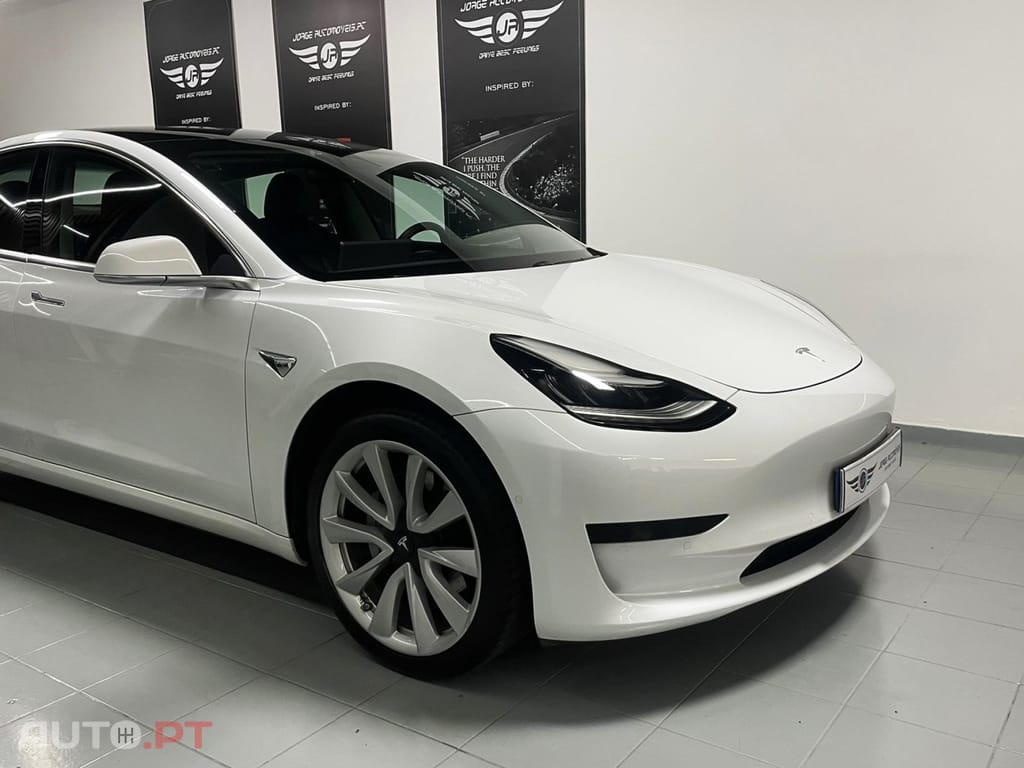 Tesla Model 3 Standard RWD Plus