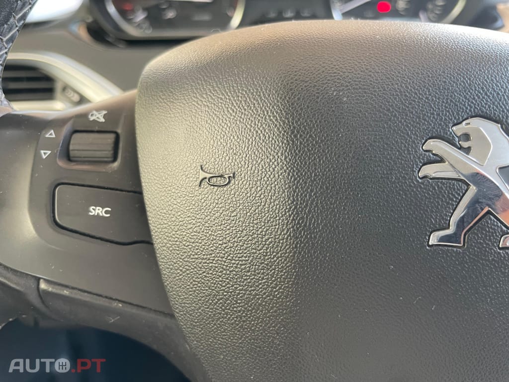 Peugeot 208 1.2 PureTech Allure