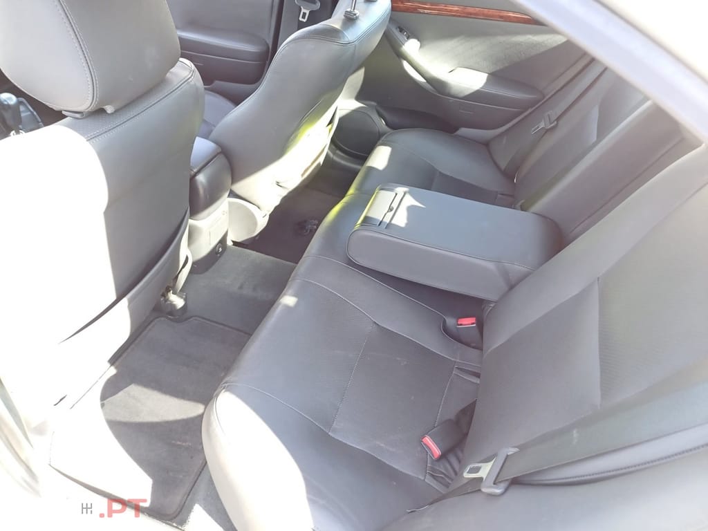 Toyota Avensis S/D 1.6 Sol EC+TA