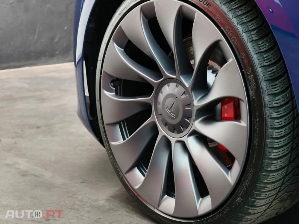 Tesla Model 3 Performance Tração Integral