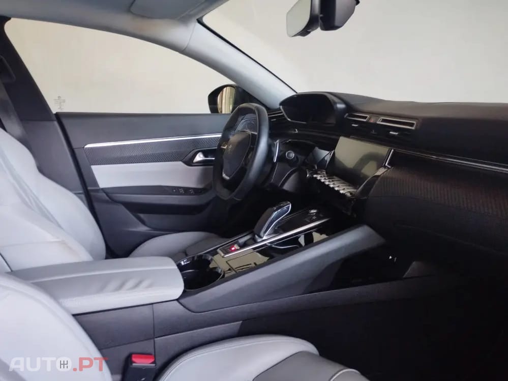 Peugeot 508 SW 1.6 Hybrid Allure e-EAT8