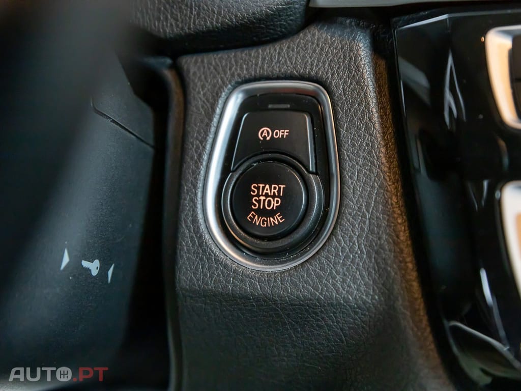 BMW 320 D Look M performance